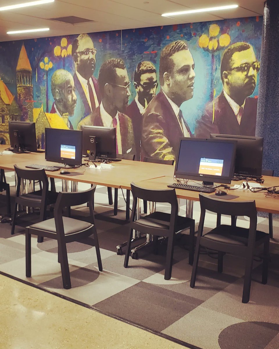 IamEbonyWebb's tweet photo. A Day Memphis Library โ๐ท๐ ๐ผ ๐ทโ
#MemphisLibrary #CossittLibrary #DowntownMemphis #Writing #Reading #Creativity #Art #Books #Cafe #DoubleDigits85 https://t.co/t6esWha70B