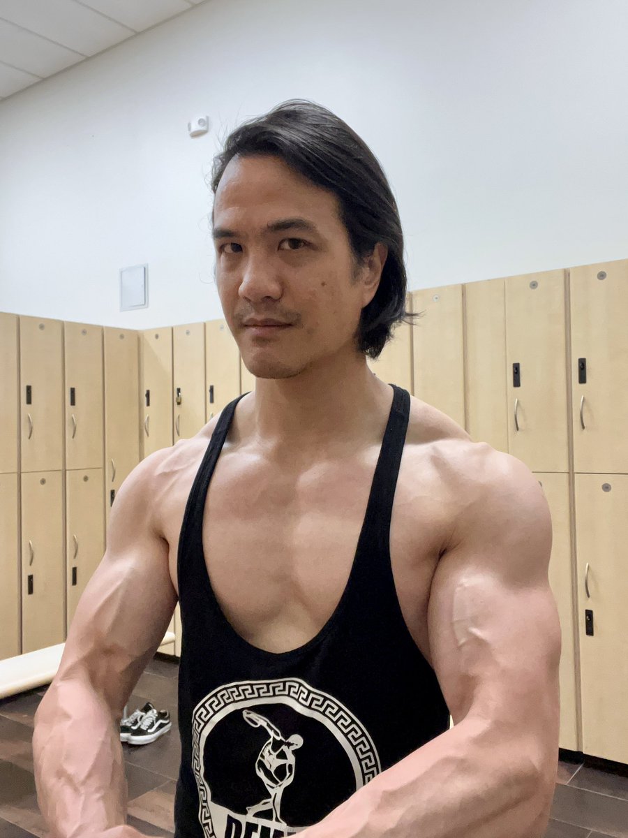 Tuesday’s pump…
.
.
.
#gym #fitness #weightlifting #bodybuilding #aesthetic #physique #muscle #flex #asianmuscle #asianbodybuilder #asianguy #asianguys #asianhunk #asiahunks #asianpride #asianphysique