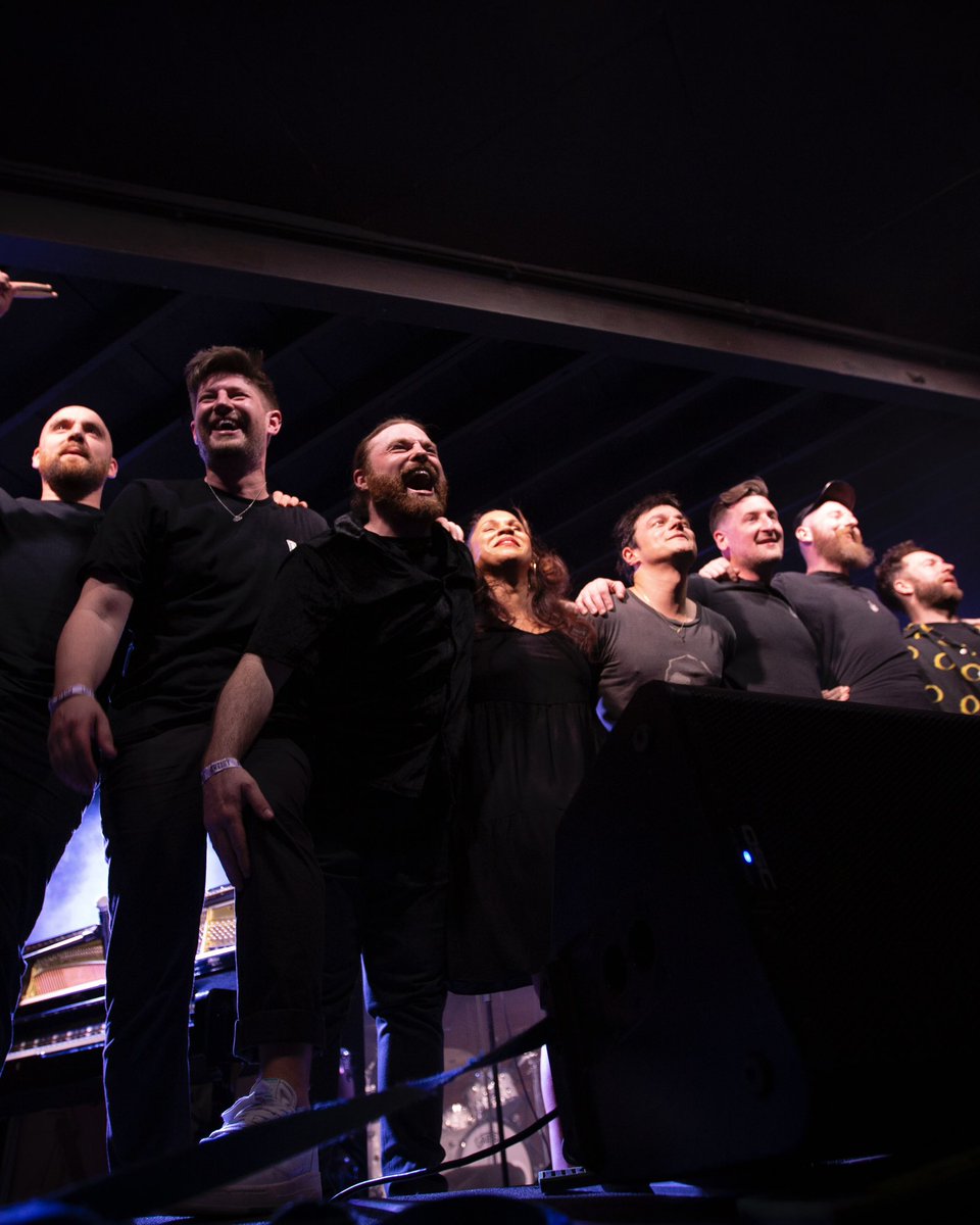 jamiecullum's tweet photo. A week of brilliant shows on America’s east coast - we didn’t stop moving the whole time, on or off stage! Here’s some from our night in Austin, Texas.

📷Trusty https://t.co/bYzOrK9Fve