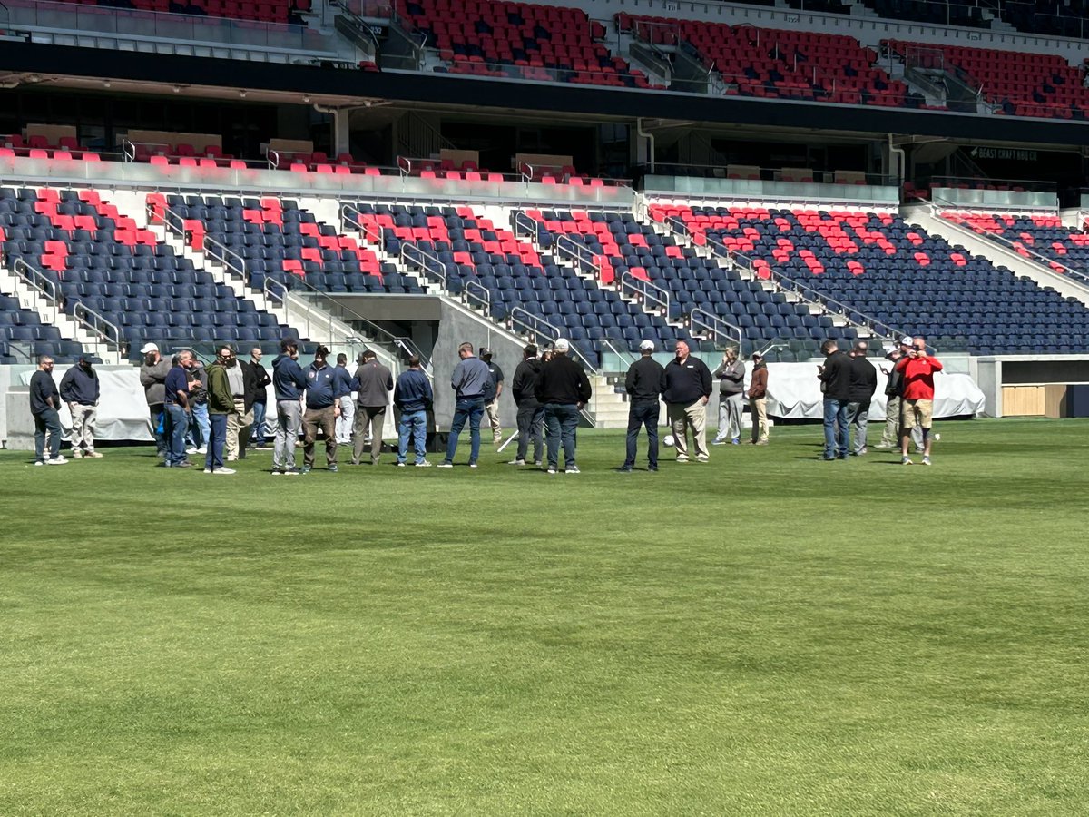 gatewaystma's tweet photo. Thank you @stlCITYsc for hosting our @FieldExperts field day today.  @mcpher28 and staff do an excellent job. https://t.co/FpetuRTVdr