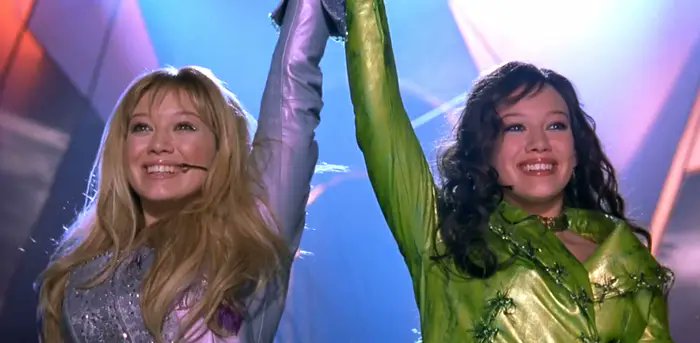 ChildhoodShows's tweet photo. The Lizzie McGuire Movie premiered 20 YEARS AGO today on May 2, 2003 https://t.co/WMG1ODvsbM