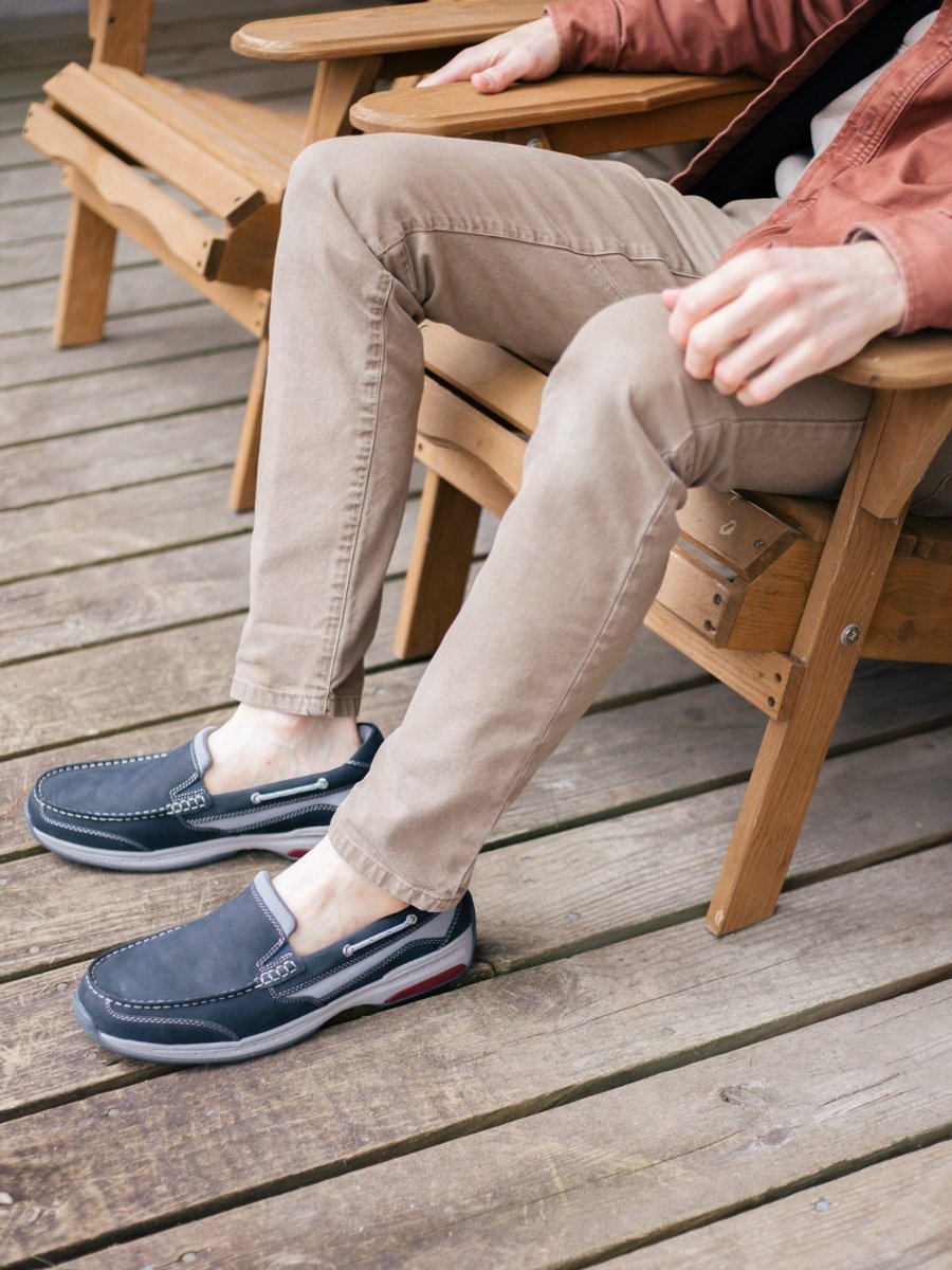 Dunham Shoes tweet media