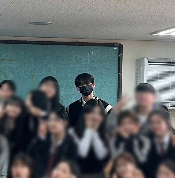 hyjsmedia's tweet photo. #hanyujin #한유진 https://t.co/qsVwSjgRvq