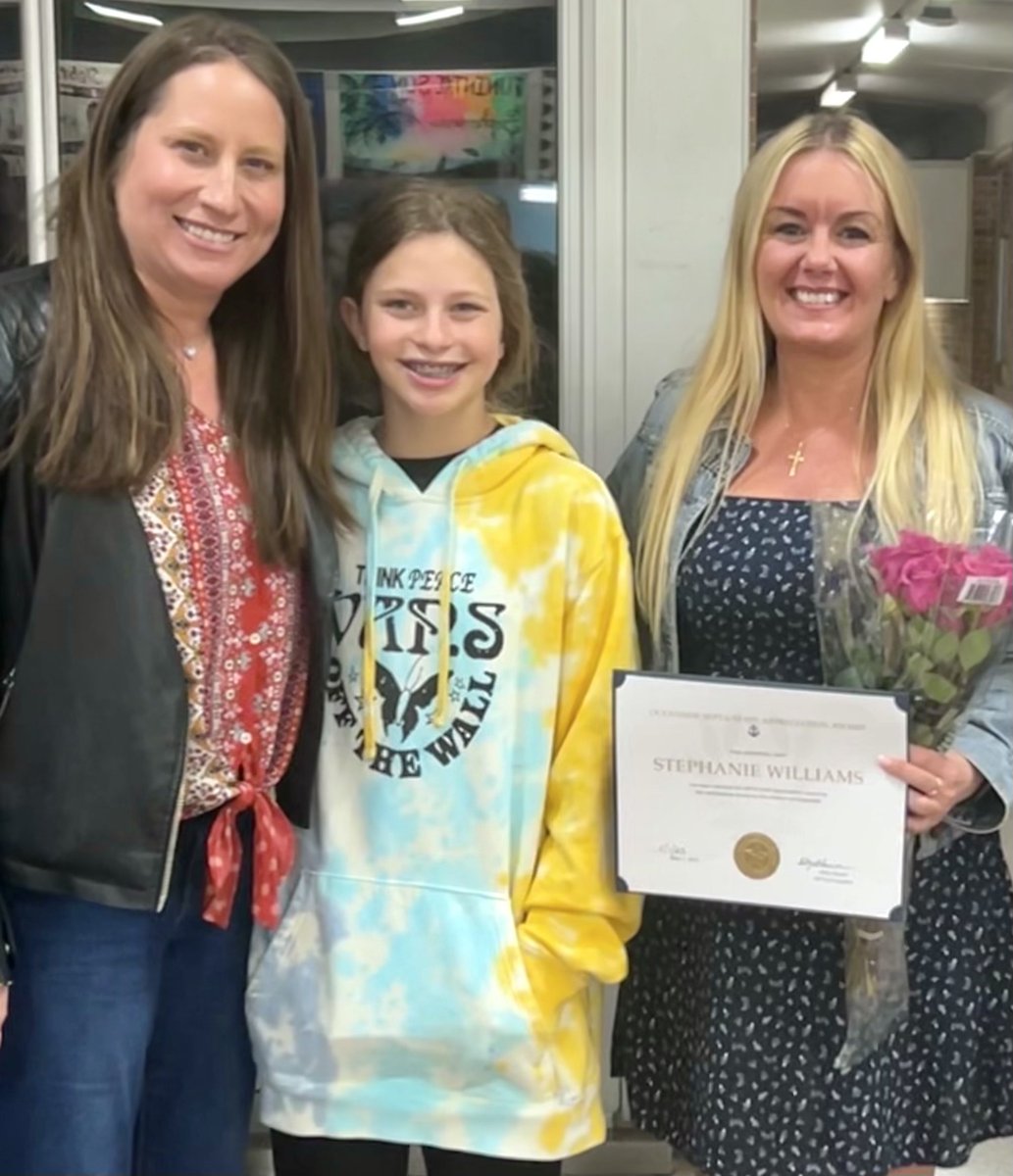 Laura Smith tweet media