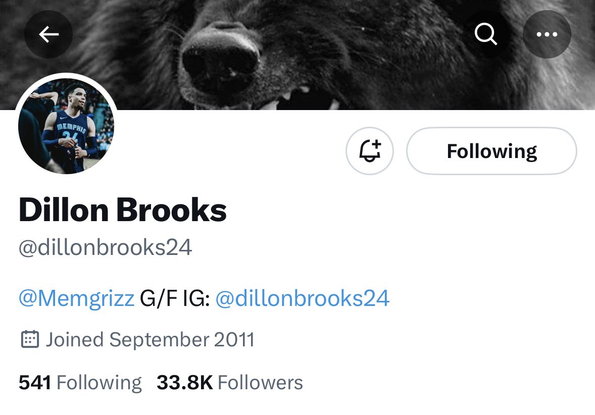 NBAMyke's tweet photo. had to get one last snapshot.

thank you for everything, dillon.

forever a memphian. 💙 https://t.co/yxYavxtxVa
