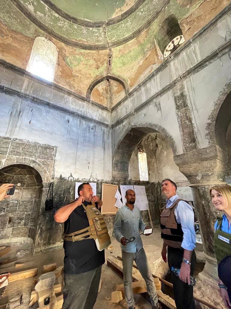 Greg_Galligan's tweet image. Je viens de faire une autre visite au quartier ancien de #Mossoul - c'est formidable de voir les progrès réalisés dans l'élimination des risques d'explosion et les efforts de reconstruction ! #Irak