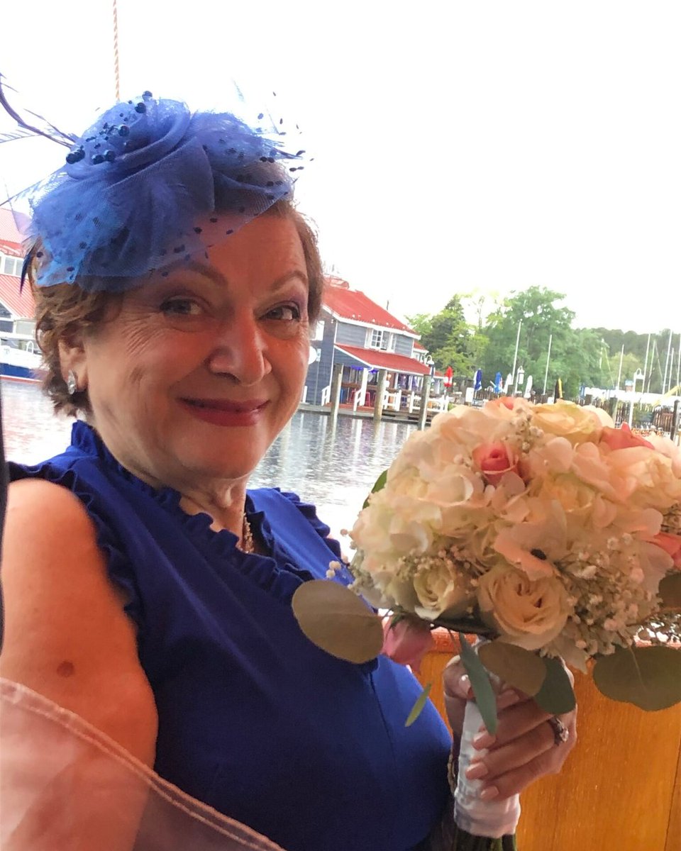 SailStMichaels's tweet photo. Mother of the Bride looking pretty!  #blue #boatwedding #sailselina #stmichaelswedding #BouquetOfRoses #motherofthebride https://t.co/SmYsgkQbeh