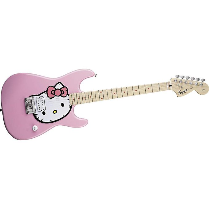 The way I want her so baaaaad, but it's so expensive for a this bad guitar........... https://t.co/V