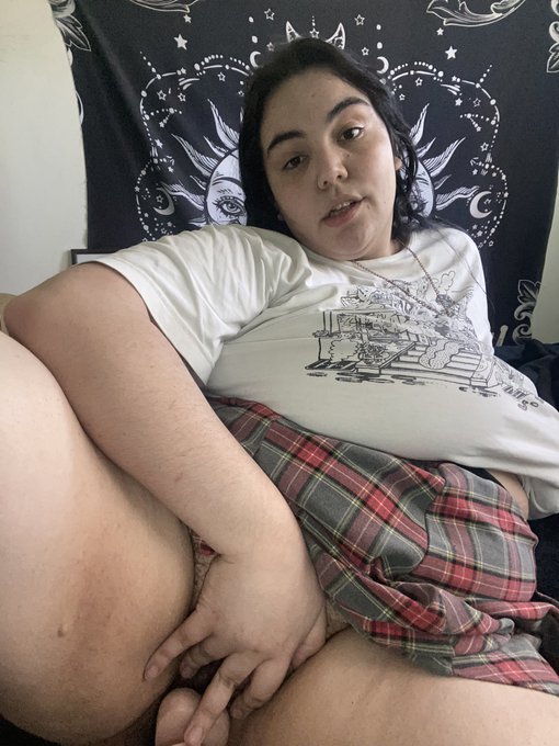 rt si te la puse dura https://t.co/b49tqiToGv
