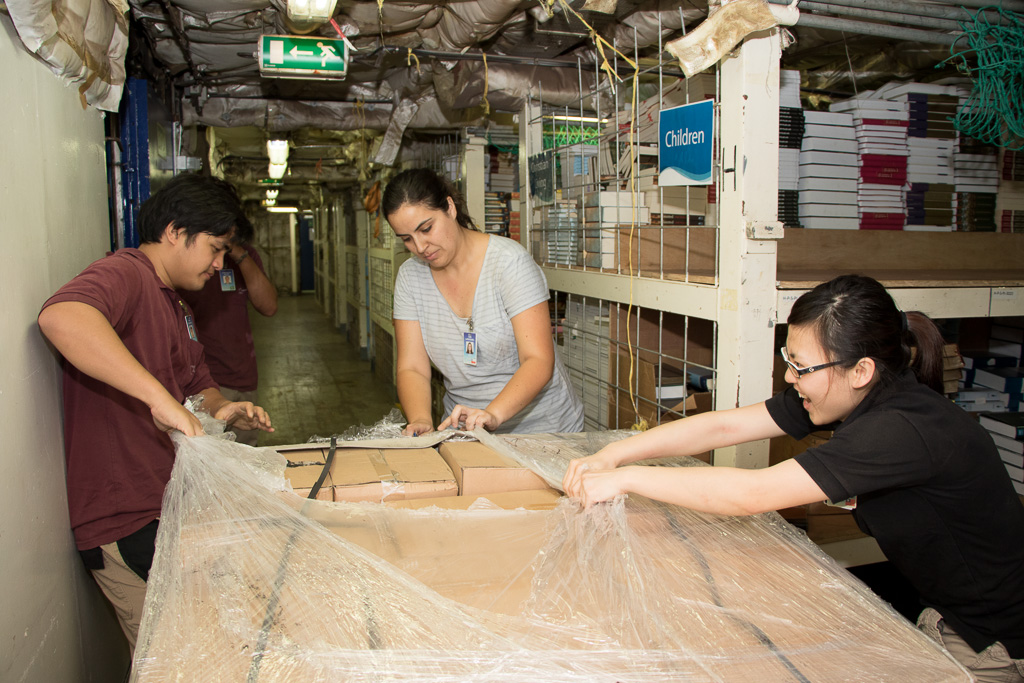logoshope's tweet image. Ever wondered where all the books for the bookfair are stored? 

The bookhold is an area where all stock is stored. Every day before the opening of the bookfair, books are brought up from the bookhold and stocked on the bookfair shelves. The bookhold can store over 800,000 books!