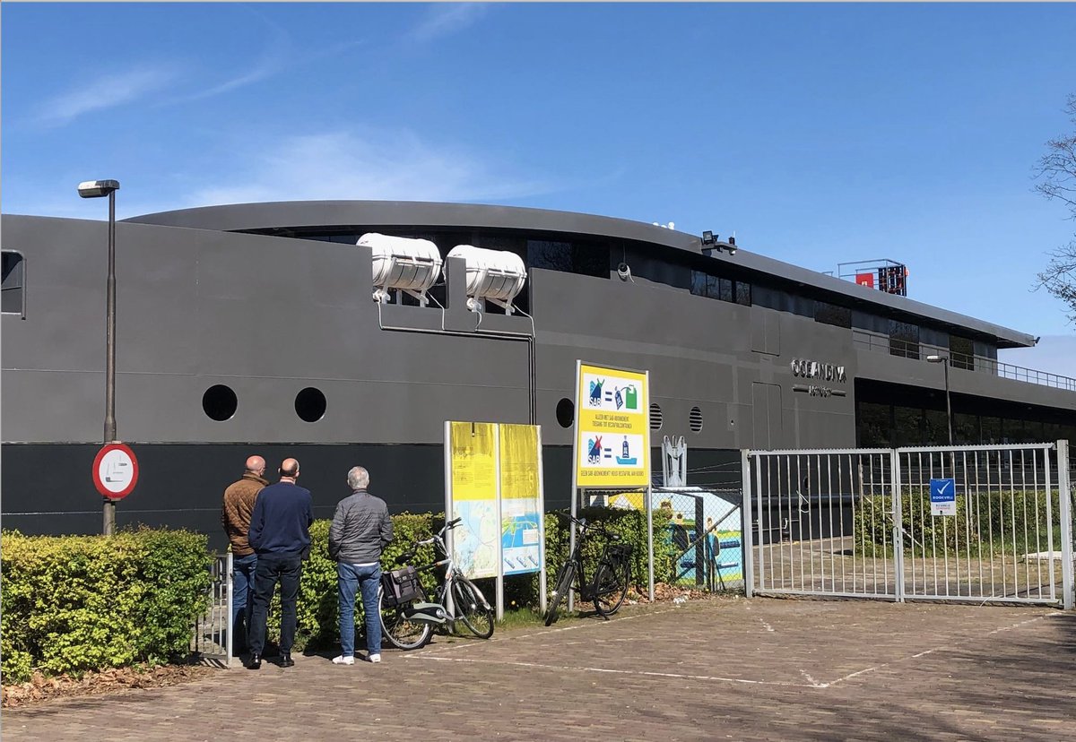 ThamesRRG's tweet photo. The first pics of mega boat #Oceandiva as it prepares to come to #London. Learn about opposition from local residents and community orgs: https://t.co/Tl9XOJcIA3 #WrongBoatWrongRiver https://t.co/46KSmYBWFP