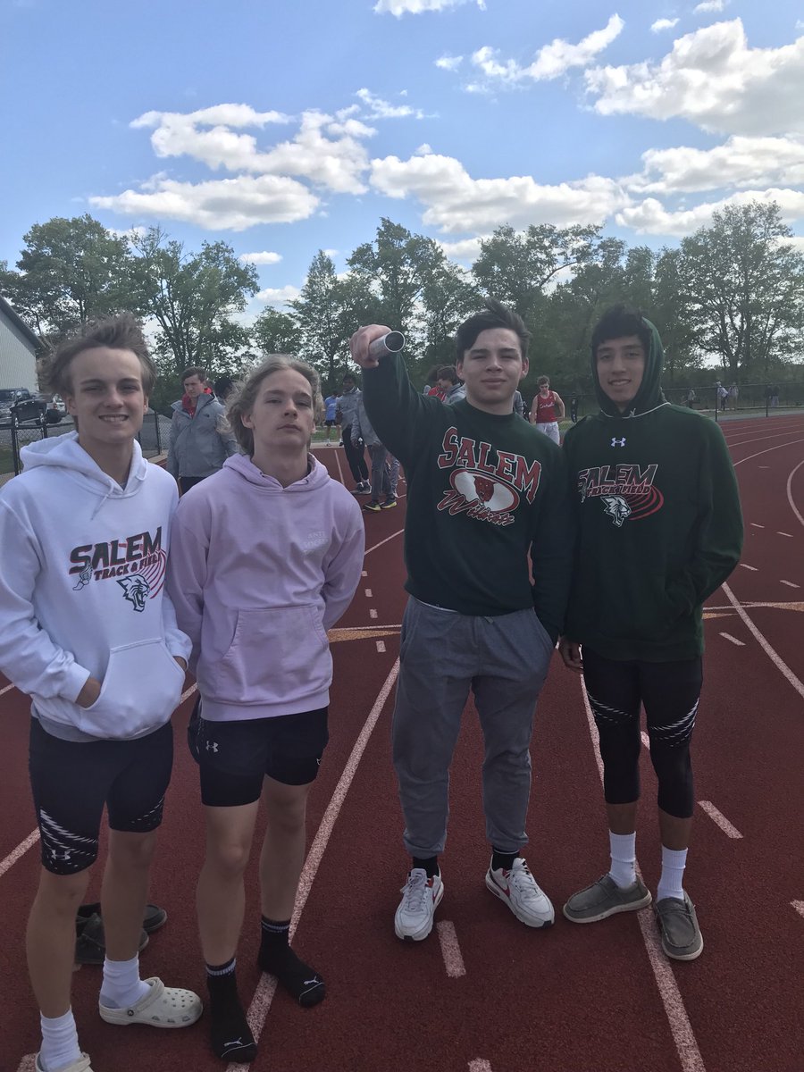 This crew looks ready to go! F/S 4x1 team of See, Huggins, Becker and Salgado. Finished the season with their best time and only one guy fell down. See Biscuit left some DNA skin sample on the track.