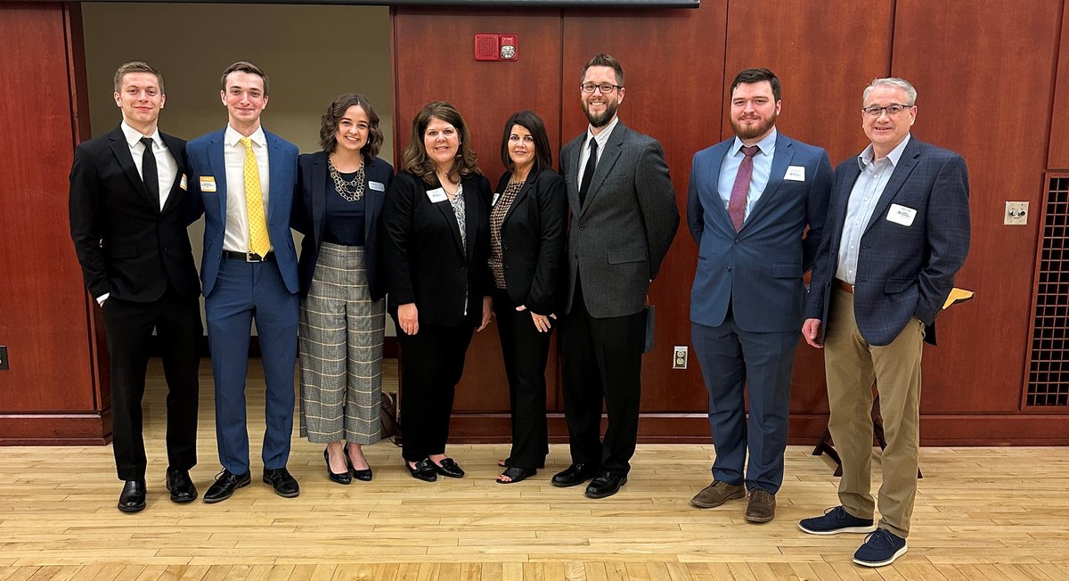 Suttle & Stalnaker was proud to sponsor, attend and participate in West Virginia University's Accounting Professional Image Night! #teamsuttle #publicaccounting  #accountingcareers