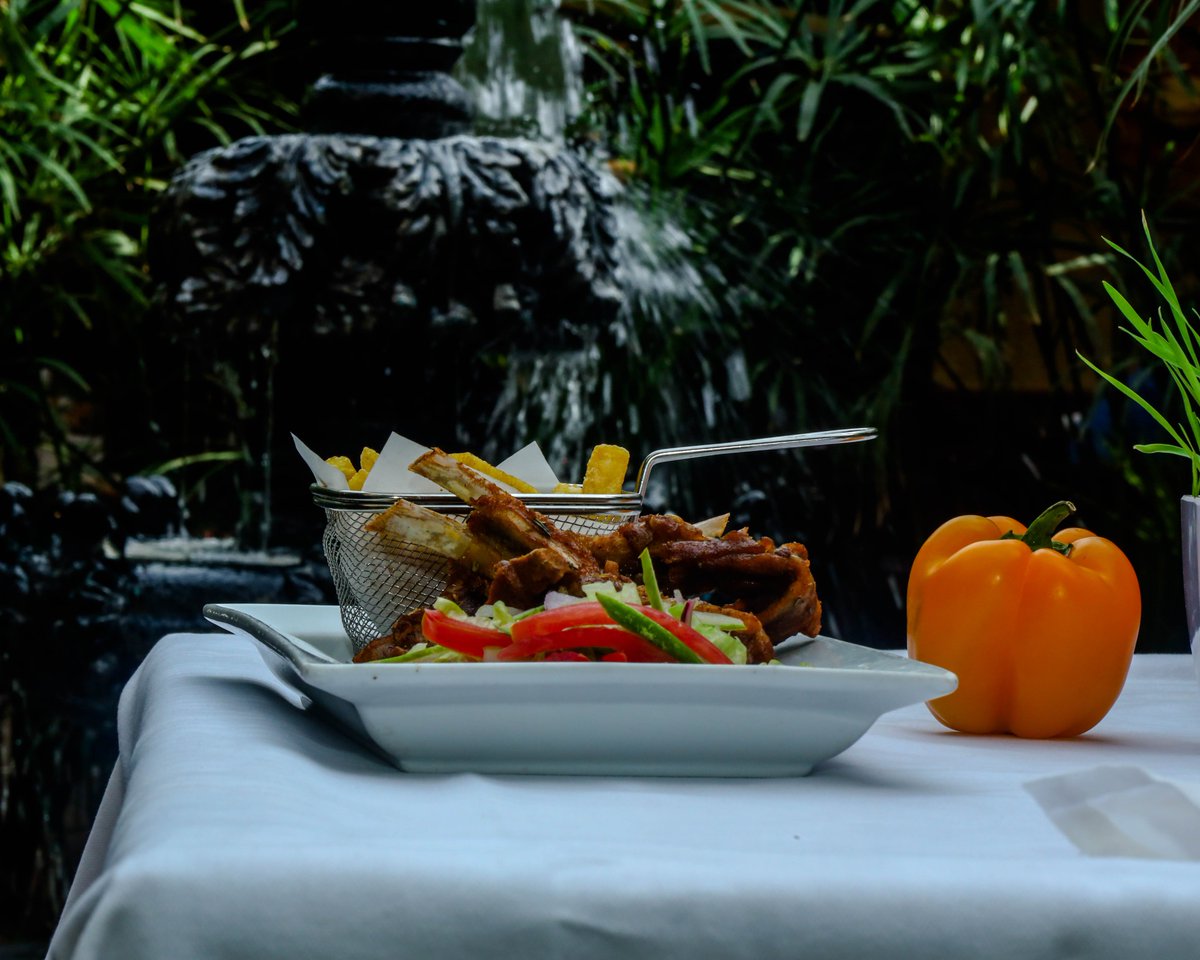 ProteaKampalaH's tweet photo. Enjoy #ChapterOneRestaurant’s warm feel as you savour specially curated dishes from our chefs with vast experience in making taste buds feel good.
Reserve a table Today!
#ProteaKampala https://t.co/QYFTpgiRux