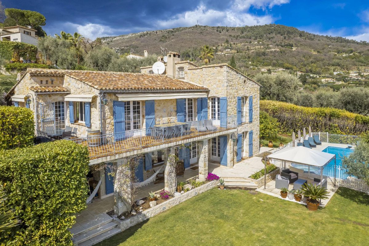 EstateNetFrance's tweet photo. Indeed charm and serenity are guaranteed for this #stonehouse with a #panoramic sea view

REF. 9447
➡️ https://t.co/DMCVq5IMP4
. . .
#knightfrank #knightfrankfrenchriviera #kfhomes #lifeatknightfrank #realestate #FrenchRiviera #CotedAzur https://t.co/KjkPLrLIw1