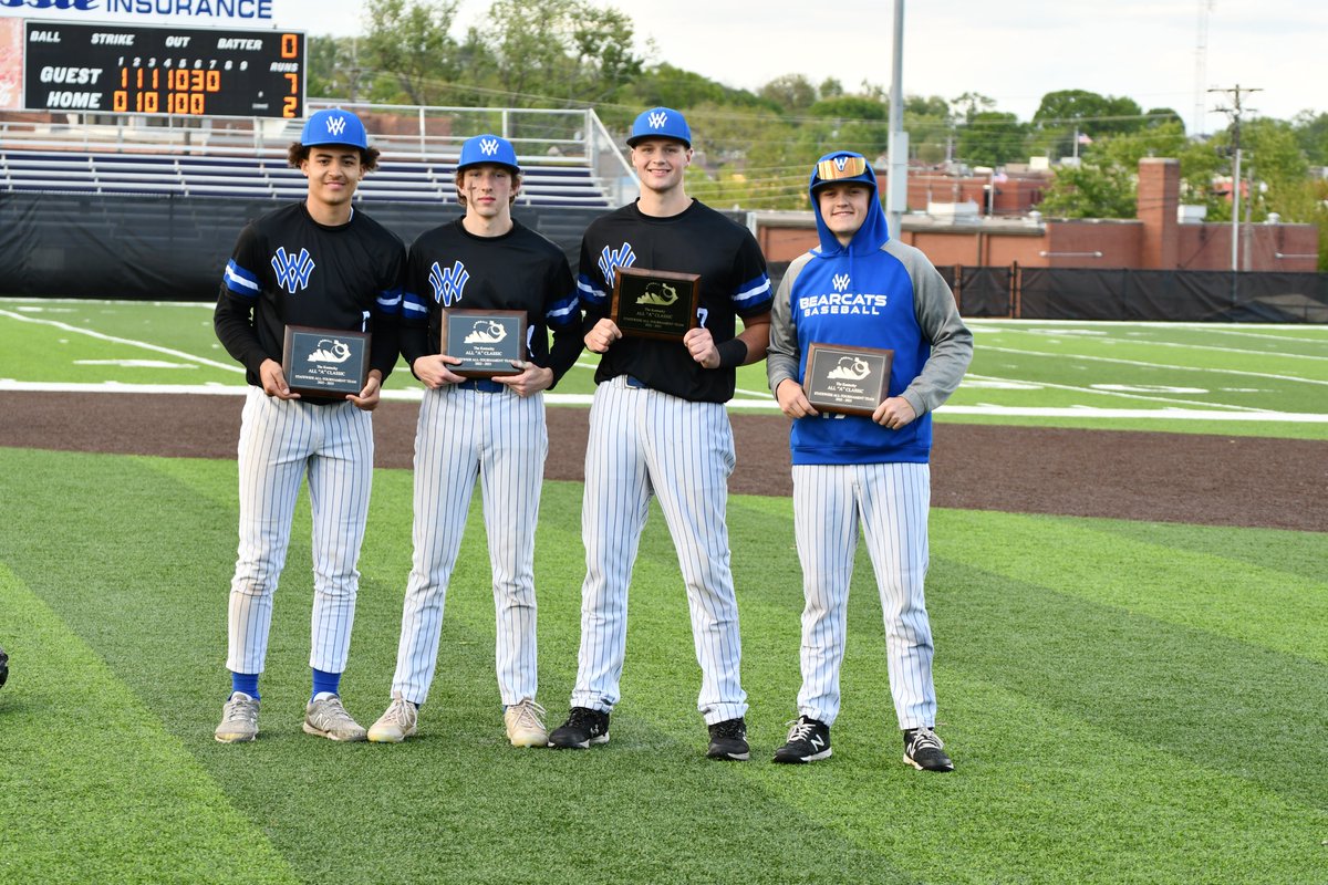 Congrats to Julian Dixon (Jr), Ethan Mills (Sr), Lance Coleman (Sr), and Evan Kerns (Sr) for making the All "A" Classic All Tournament Team!