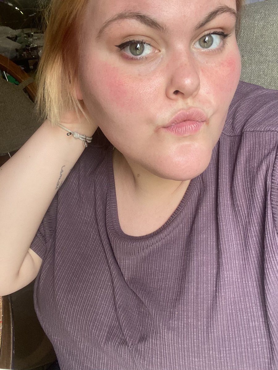 🤑 Goddess Riss 😵‍💫 on Twitter "Offering worship sessions all morning