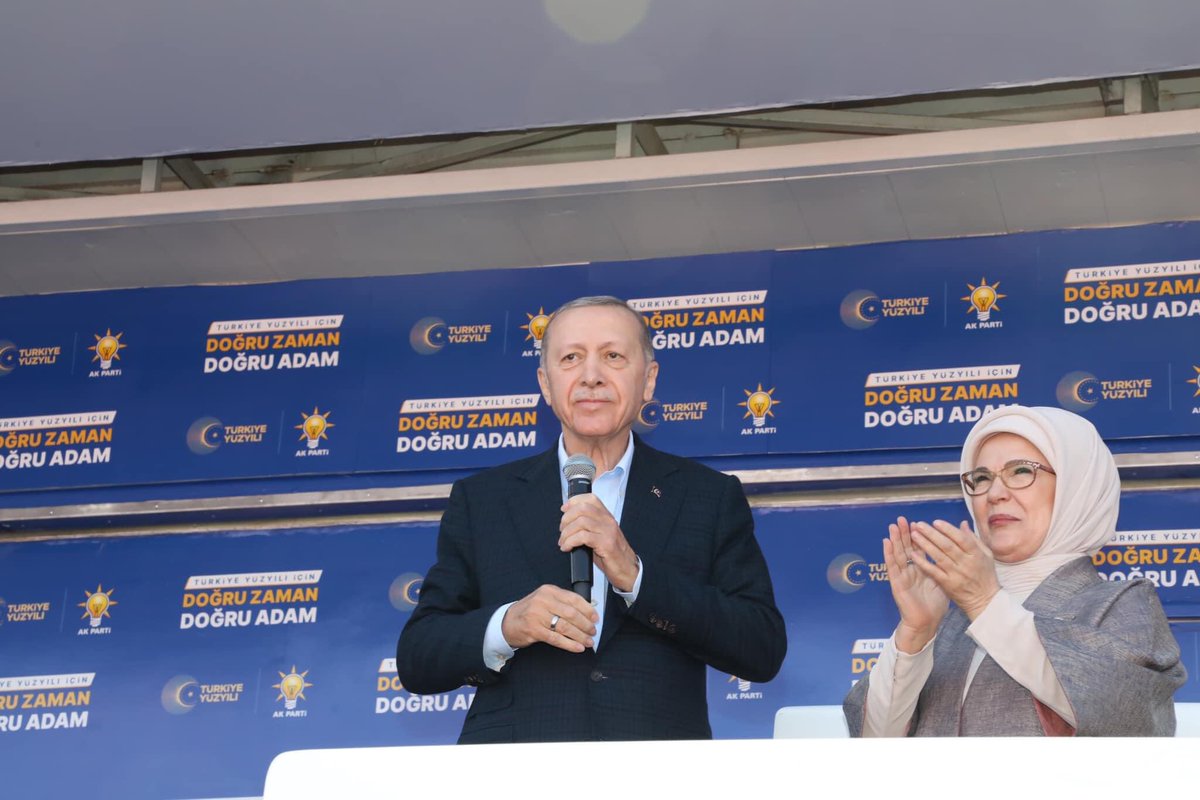 Aysekeyikyilmaz's tweet photo. Antalyam bug��n bir başka güzel💙
Dünya Liderimiz, Sayın Cumhurbaşkanımız @RTErdogan’ın hitaplarını dinliyoruz.
#AntalyaİçinDoğrusuAkParti 

@aysekesir @alicetin_07 https://t.co/uE9ugckX0e