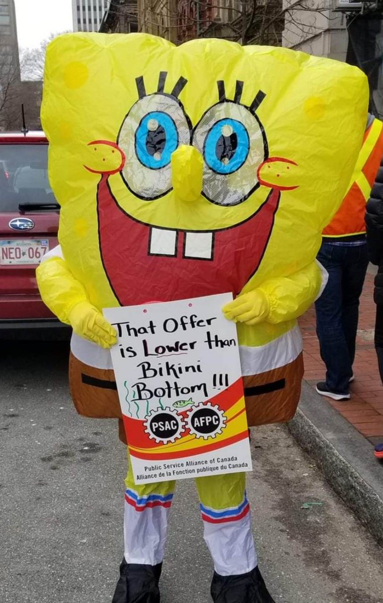 Mazolifi's tweet photo. Fun on the picket line.
#psacstrike https://t.co/TenTeBrcl0