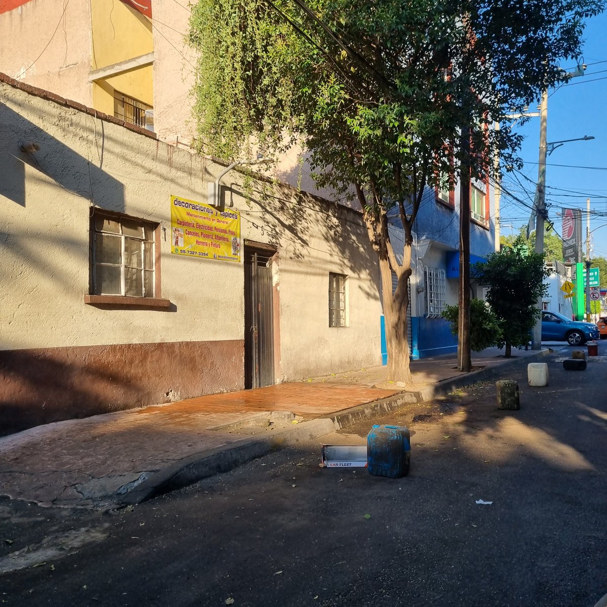 dalp82's tweet photo. Favor de venir a liberar la vía pública de mostrencos  en Laguna de san Cristóbal entre lago Texcoco  y lago xochimilco col.Anahuac @AlcaldiaMHmx @OlaMHmx @LaSEMOVI @Claudiashein @UCS_GCDMX https://t.co/q1KUWngRNt