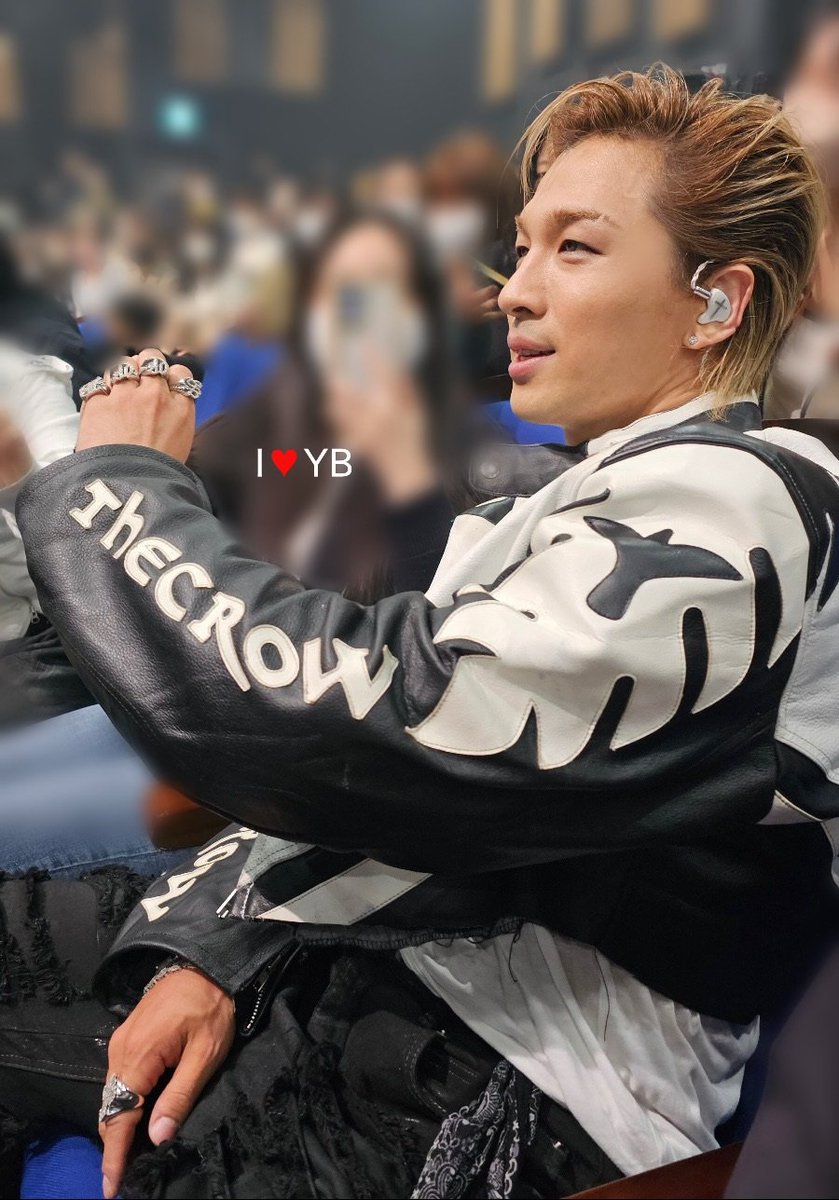 URTHESUN's tweet photo. 230502 태양 | 스페이스 공감

동영배 댕미쳐버린 날🔥🔥🔥

@Realtaeyang #태양 #TAEYANG https://t.co/9TEOjSYRwV