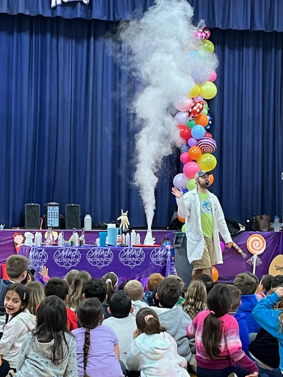caputoteach's tweet photo. Theme Day Sicomac was amazing!! Charlie and the Chocolate Factory made us smile all day long! Thank you to our amazing PTO! @WPSSicomac #madscience https://t.co/fCiAhjRHwM