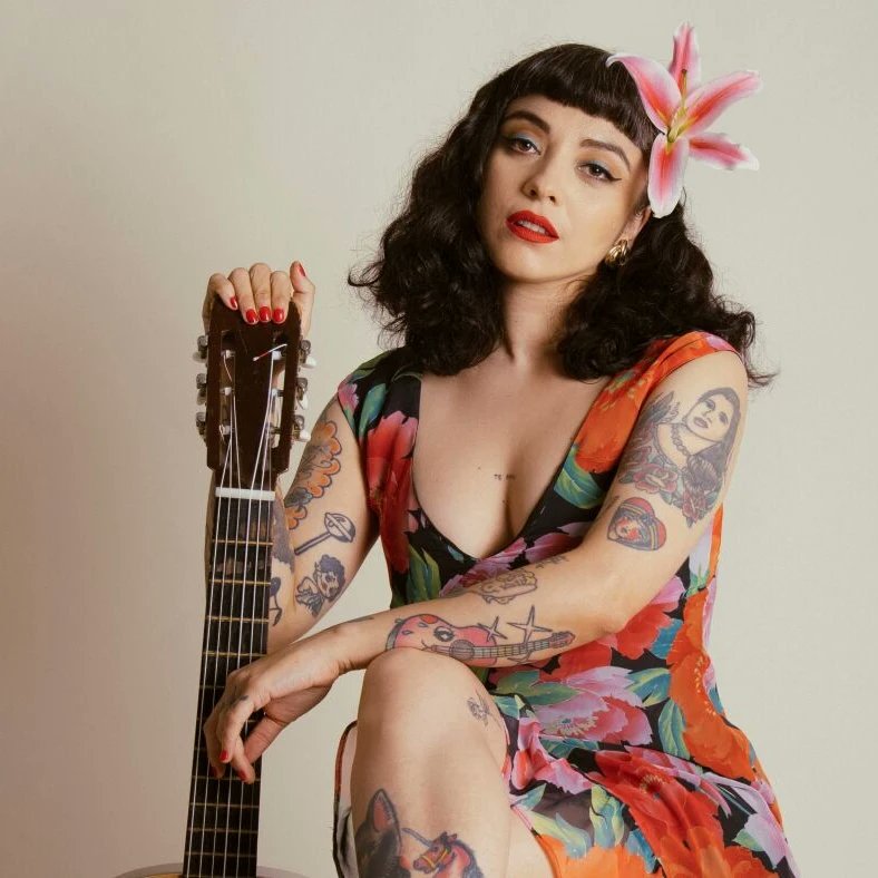 PabellonPatrio's tweet photo. #UnDíaComoHoy en 1933 nace #ValentinTrujillo en 1983 nace @monlaferte en 1965 nace #MyriamHernandez en 1967 nace @EduardoCaces bajista de @lucybelloficial en 1975 nace @IsmaelOddo en 1962 nace @AlainJohannes y en 1983 nace #PabloFerrera músico de #LosDesaparecidos https://t.co/QPjitYuTwy