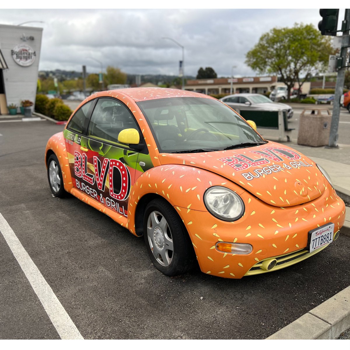 posspecialists's tweet image. Boulevard Burger in Castro Valley, CA 🍔 
A Diner serving classic sandwiches, salads &amp;amp; shakes plus local wine &amp;amp; beer in a retro-style setup. 
Heartland Restaurant makes ordering your lunch online at @BlvdBurgerCV a breeze!

#PosSpecialists
#AlwaysLocal
#heartlandhpy
#BlvdBurgerCV