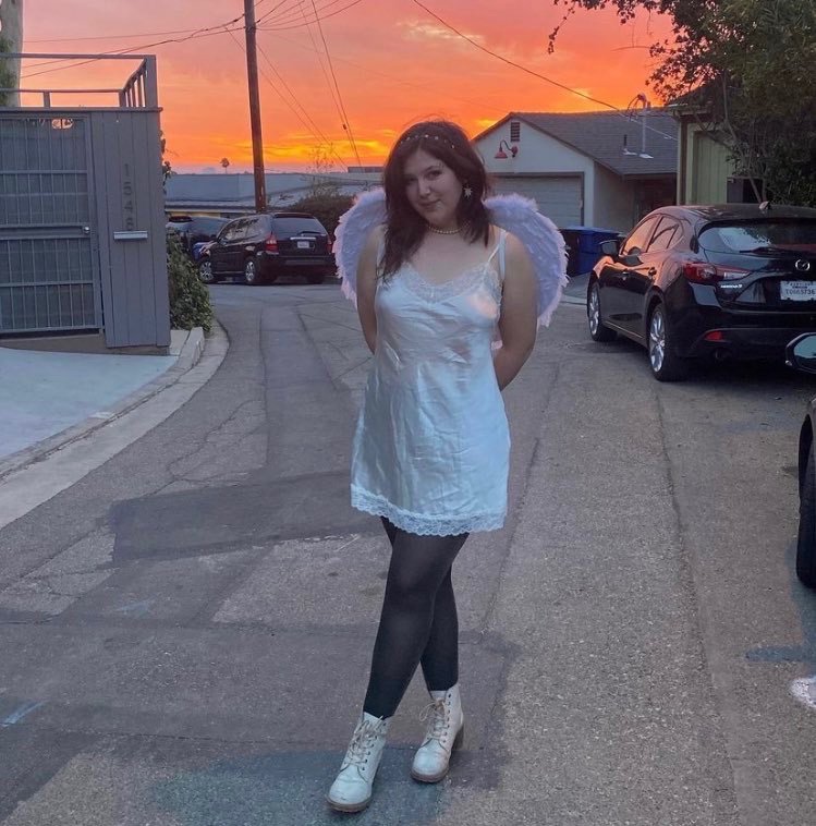 harryintheaIps's tweet photo. LUCY DAY LUCY DAY 💝💝💝💝 https://t.co/8YAeC8iIzb