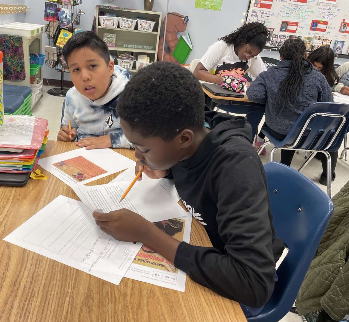 Mrs. Schechter tweet media