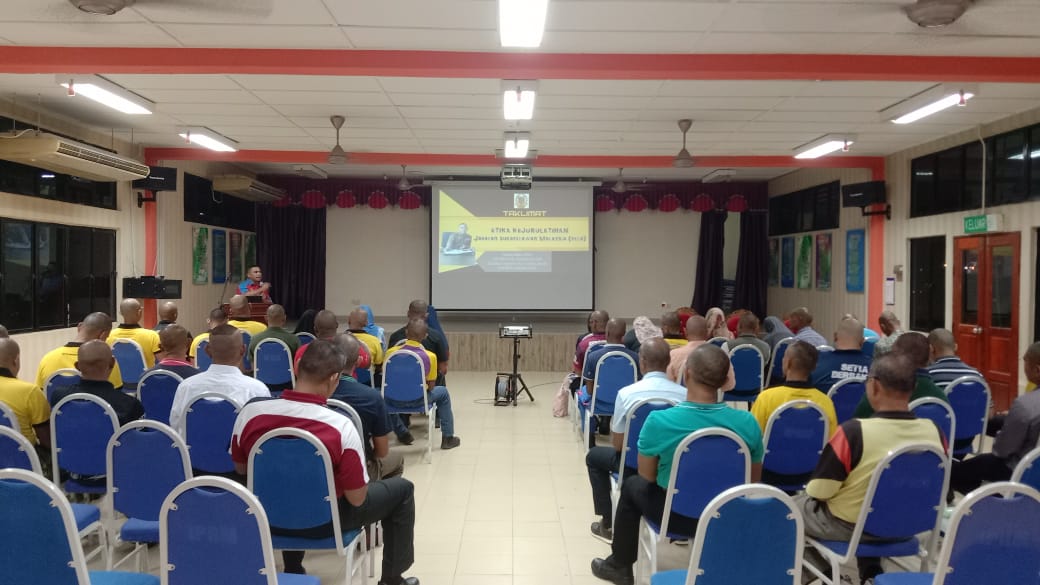 𝐊𝐔𝐑𝐒𝐔𝐒 𝐉𝐔𝐑𝐔𝐋𝐀𝐓𝐈𝐇 𝐊𝐀𝐖𝐀𝐃 𝐑𝐄𝐋𝐀 (𝐊𝐉𝐊𝐑) 𝐓𝐀𝐇𝐔𝐍 𝟐𝟎𝟐𝟑 

𝟬𝟮 𝗠𝗘𝗜 𝟮𝟬𝟮𝟯 :