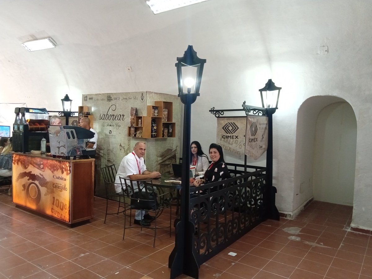 📢📢 Estamos en  #FITCuba2023 les  presentamos nuestro #stands 

👉#Cimex ya está listo y ubicado  en el Pabellón A-5 del recinto ferial Morro - Cabaña 🤗💙
.
.
#FITCuba2023 
#CubaUnica 
#Cimex
#AlServicioDelPueblo