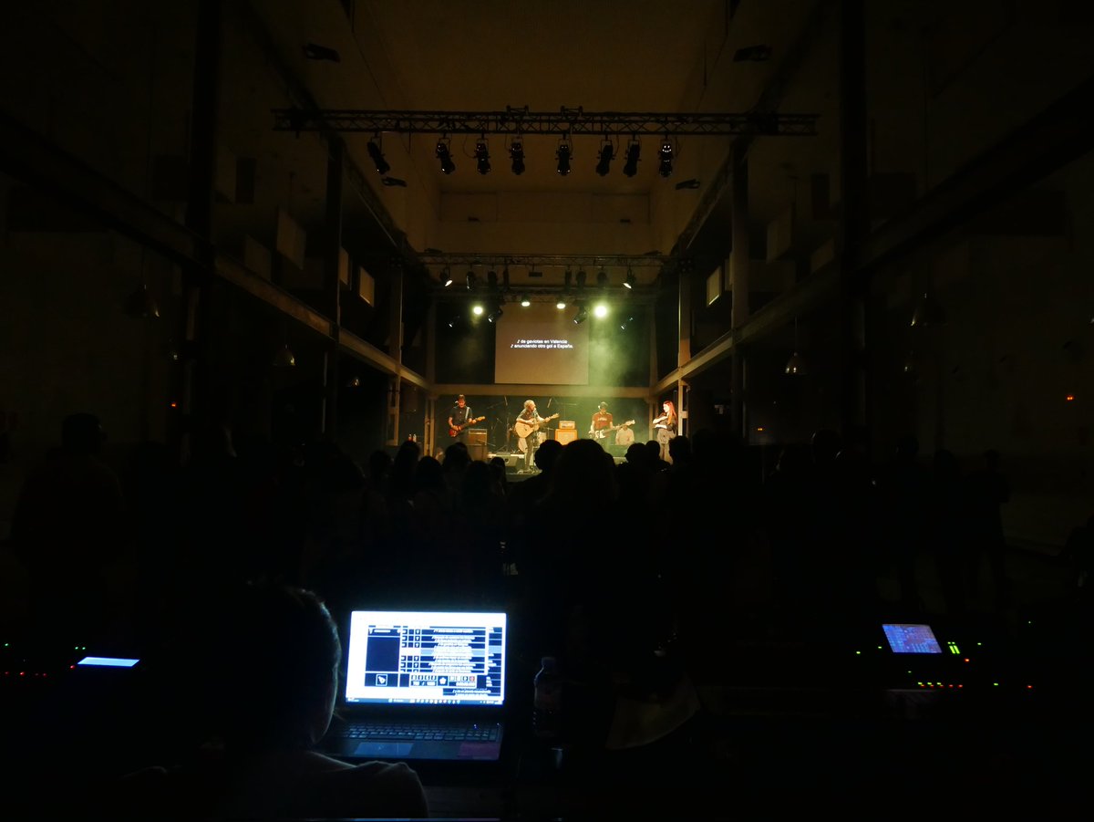 IMPULSA_CyL's tweet photo. El viernes llenamos el @LavaVLL de música y accesibilidad 🎶 🦽 🎸
Muchas gracias a todas las personas 👥 que vinisteis y, sobre todo, a las que lo hicisteis posible 🙏 
Sigamos demostrando que la cultura es de y para todos/as 🙌 
Nos vemos en el próximo #PREDIFEST 🔜💃💫💥 https://t.co/7IdDGSxOgX