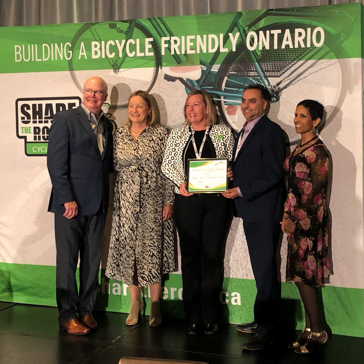 Congratulations @NiagaraSTS on receiving a Wheels of Change Award at #OBS2023. Shout outs from Lori Ziraldo and Sarb Sandhu to @DSNB @niagaracatholic @nrpublichealth @NiagaraRegion and the many local partners for making it safer for students to enjoy #ActiveSchoolTravel