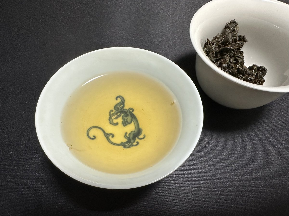 久々にゆったり茶が飲める
しみじみ凍頂烏龍
