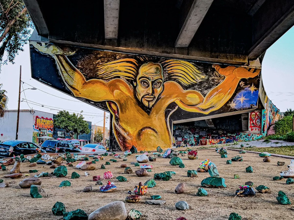 Chicano Park is located beneath the San Diego-Coronado Bridge in Barrio Logan, a predominantly Mexican American community in central #SanDiego. The park is also home to the country’s largest collection of outdoor murals... buff.ly/3p3Ez6A @visitsandiego
