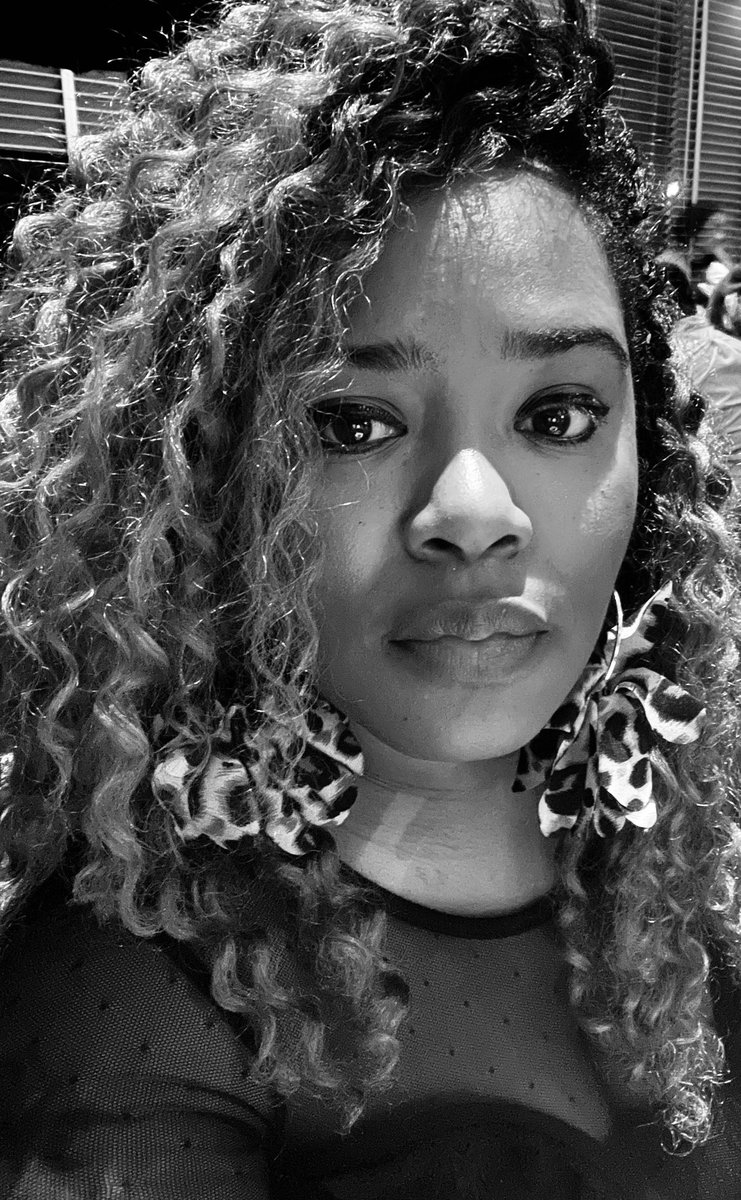 Gm friends😊😊My message to you today is, STAY FOCUSED‼️‼️ One step makes a bigger difference than you realize🙌🏽🙌🏽I have to remind myself of this often because dreams really do come true especially if you never give up💕 Have a terrific Tuesday
#iamlatishajohnsonmontgomery