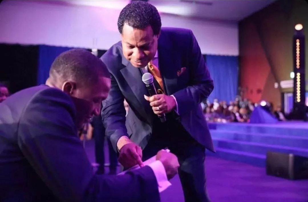UebertAngel's tweet photo. I have the best COACH! https://t.co/hHOuk6dgLK