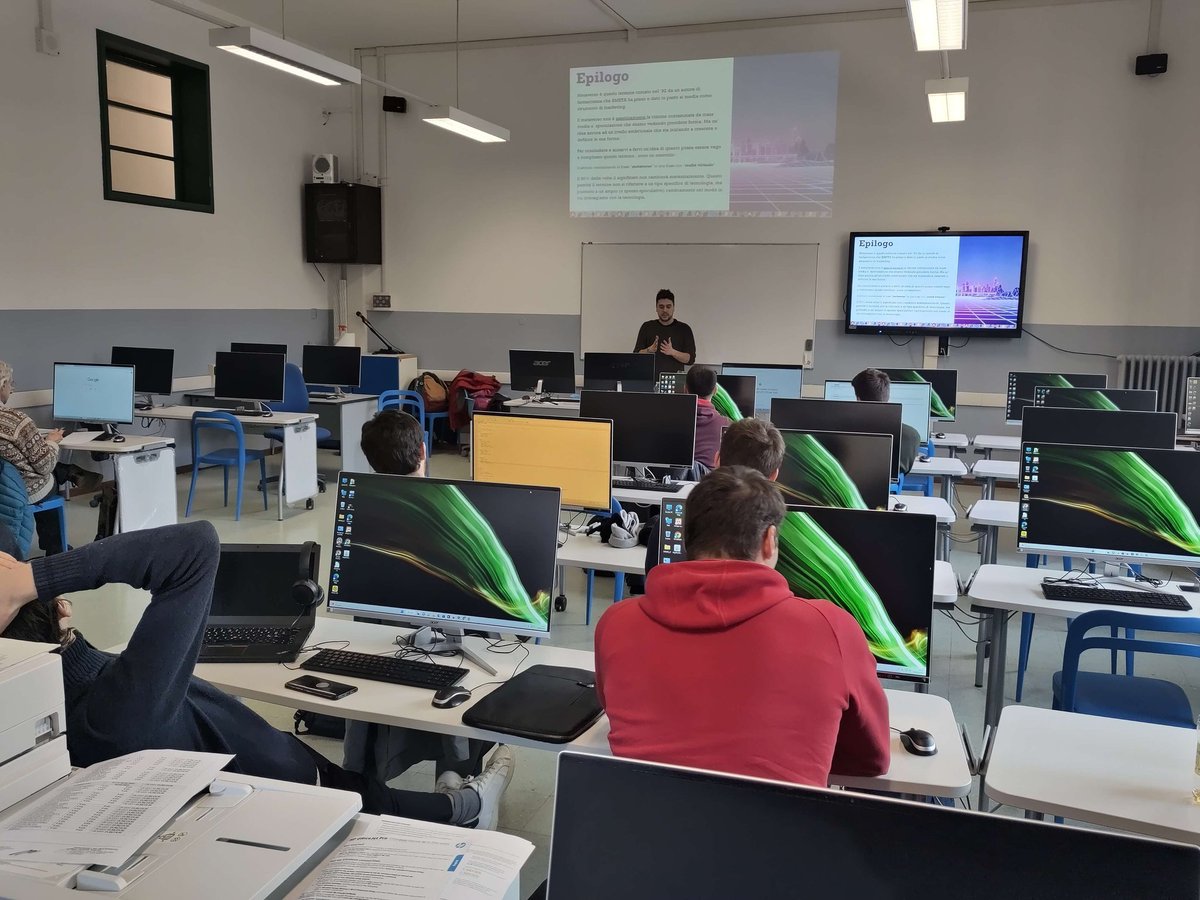 TechStation (👨‍💻,♻️) #GitcoinBeta tweet media