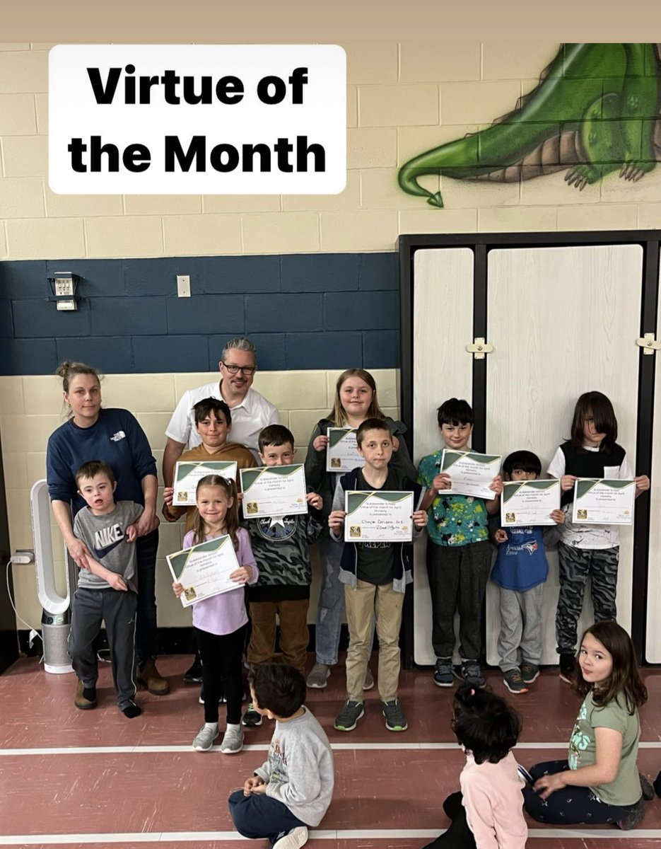 StAlexDragons's tweet photo. A great way to launch #CEW2023 by recognizing our students @npscschools for the virtue of honesty. Way to go #STAdragons #Stalexander #houseofdragons #npscdsb #npscschools @CatholicEdu https://t.co/V3m0ZqZIFl
