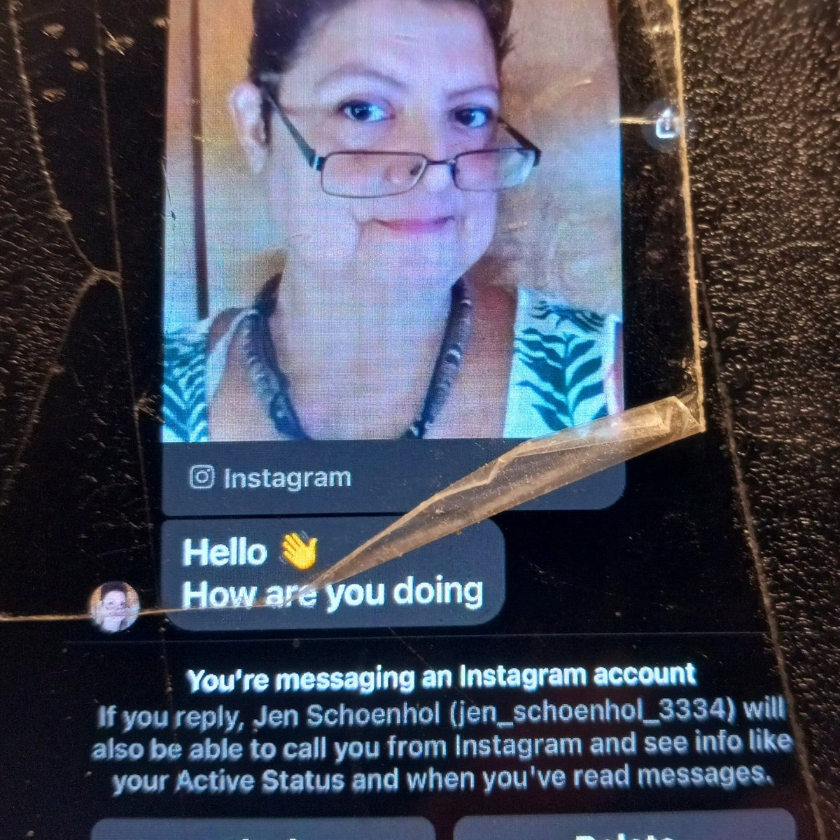 schoenhol's tweet photo. This is fake. These creeps have nothing better to do. My account Twitter is jenjenburque. Instagram is jenjencherri. https://t.co/2zBf580gOM