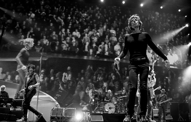 mustan0391's tweet photo. The Rolling Stones perform during their "50 and Counting" tour in Toronto, Ontario, Canada. 05.25.13 https://t.co/v0M7vJw2Gd