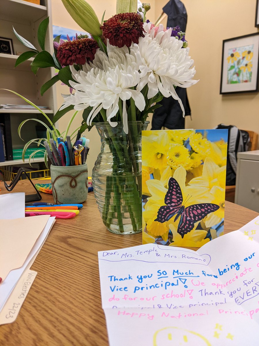 aromano_rss's tweet photo. A huge Thank You to the RSS Staff &amp; students who made my day extra special yesterday for Principal's Day! https://t.co/JraBJBBKxt