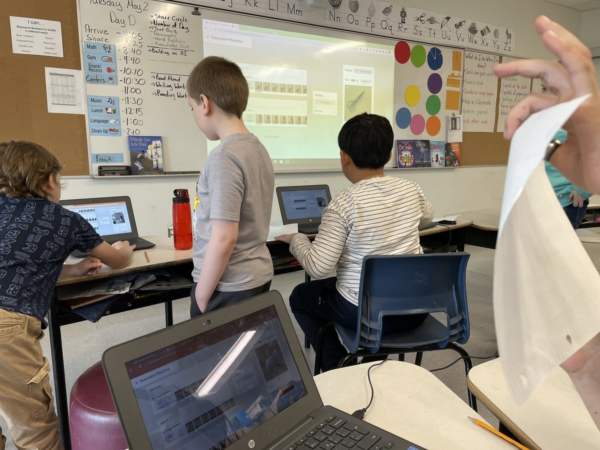 MrTwittaker's tweet photo. Learning A.I. in class today with the Teachable Machine! https://t.co/DT2VmnmjIv