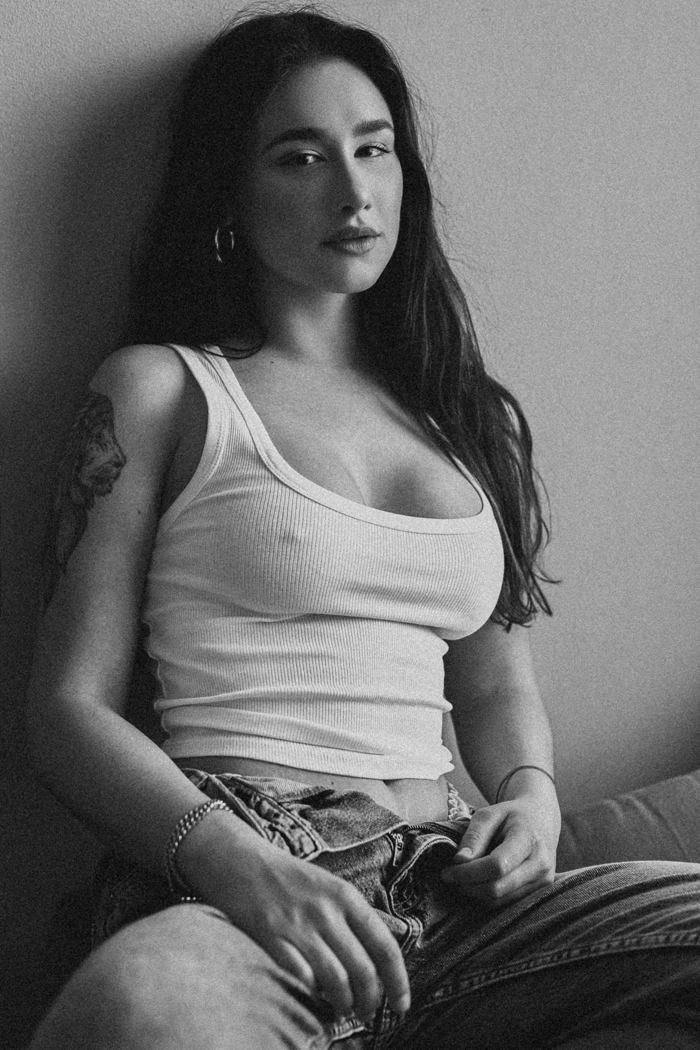 I am a delicious treat that you won't be able to resist 🍫 #nsfw #onlyfans #sexy #model https://t.co/0PLL0DOXso