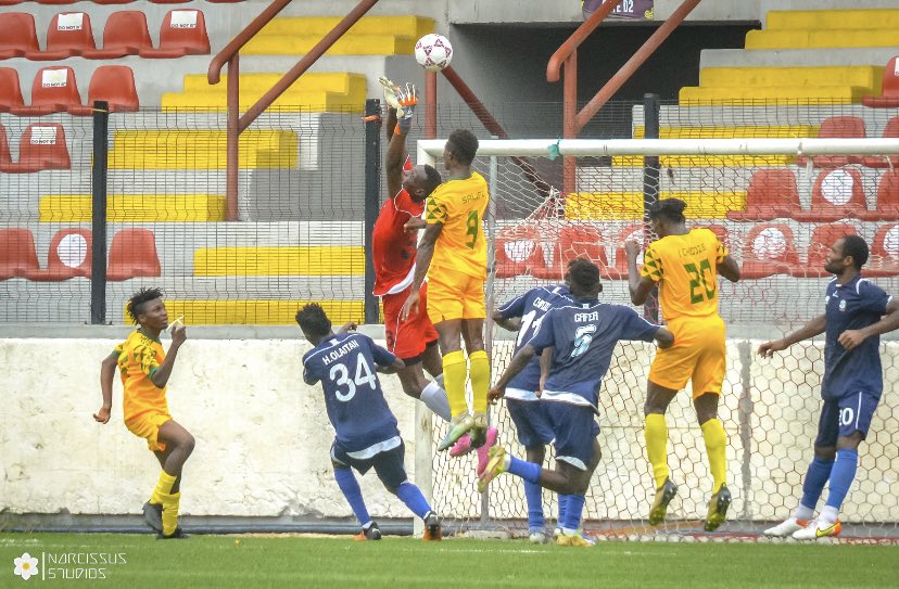 FcSmartcity's tweet photo. Good win for the boys
 
🔵🟡

 #UberrimaFides  #BATBOYS #NNL
Cc: @lslga_ https://t.co/YB82n89AJn