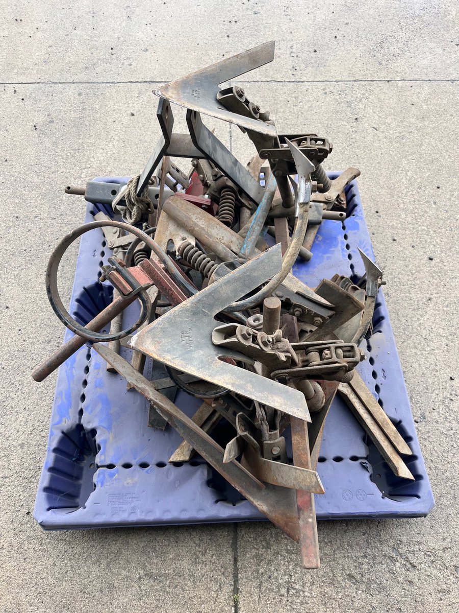 RandyRjvan's tweet photo. Here are the remainder of skids https://t.co/KLBKa2Rxjc