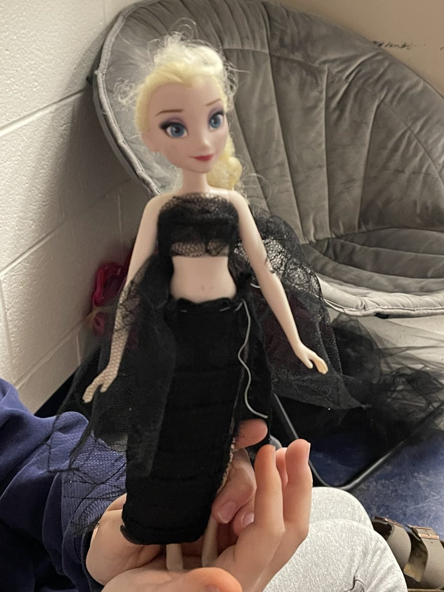 MrsJacksonFACS's tweet photo. Sneak peek of our Project Runway outfits!! Tons more coming your way next week…and a walk on the runway!! #FACS @Hyltoncares #projectrunway #sewing #metgala https://t.co/eX1vYI8XXz