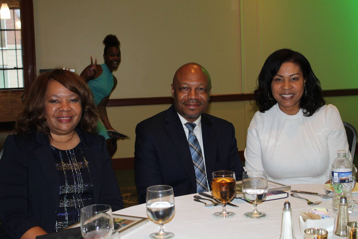 ClassicCityHS's tweet photo. Classic City High School celebrated the Class of 2023 at our first Senior Dinner! Students, staff, and community members joined together at the Classic Center last Wednesday. We send special thanks to guest speaker and sponsor Dr. Crosslin. We are so proud of our grads! https://t.co/ELAfgT4RMY