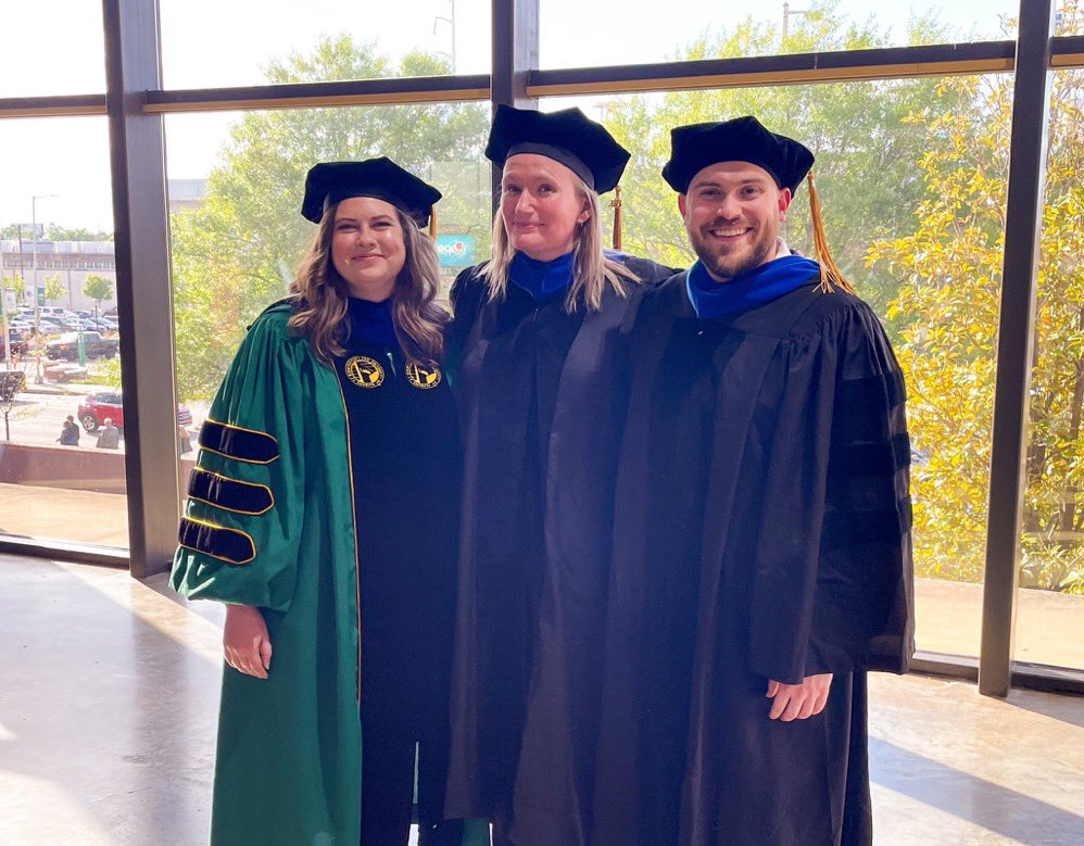 uabchemgrad's tweet photo. Congrats Jennifer Pyles (@JenniferMPyles) for earning your PhD in Radiochemistry! The entire Department is super proud of your accomplishments. We wish for the best in your career journey!!! 🙌🧪🎉 @LapiSuzanne @UAB_CAS 

#phddone 
#radiochemistry 
#graduation 
#postdoc https://t.co/uBRdXjNgOE
